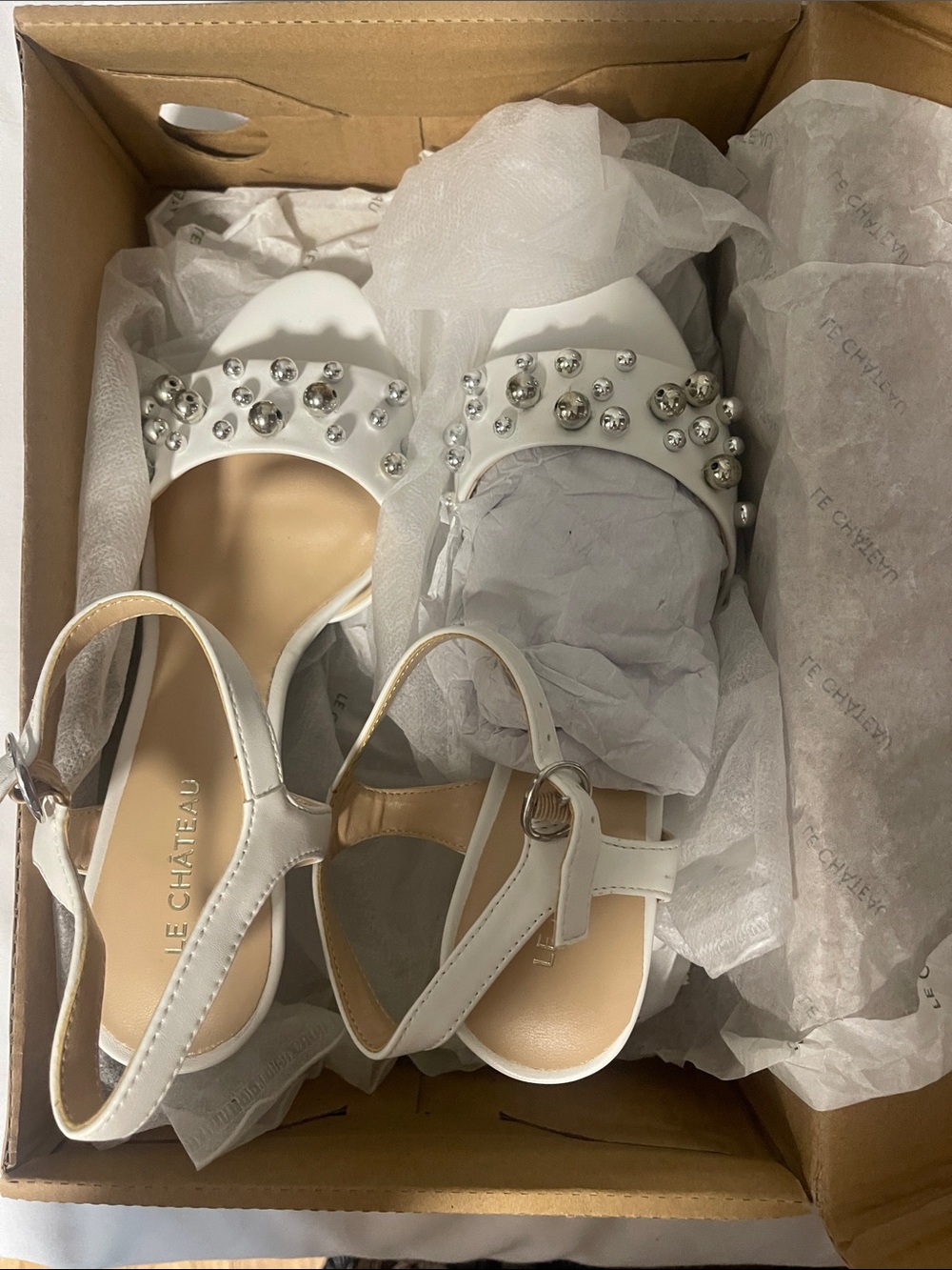 le chateau White Pearl & Silver-Stud Women's Sandals